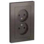 Розетка ATLASDESIGN двойная без заземления со шторками 16А в сборе мокко