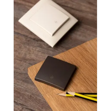 Валенсия лицевая панель выключателя проходного 1-кл. 10А графит