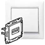 VALENA Розетка телефон/компьютер RJ11+RJ45 в рамку категория 5е белая