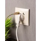Валенсия розетка 1-местная с/з 16А кремовая с защ. штор. с 2 USB 2,1А