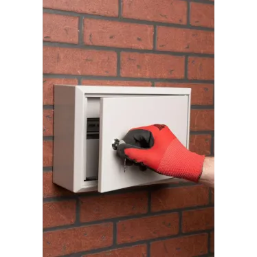 Щит распределительный навесной ЩРн-12з IP31 220х300х120 с замком