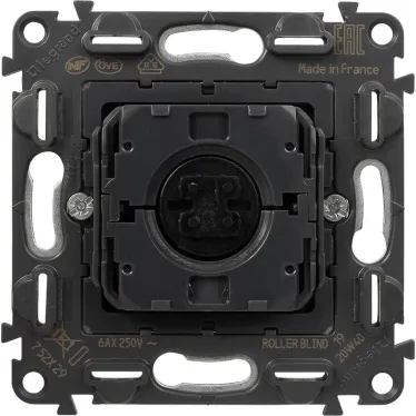 Valena IN MATIC Выключатель управления для жалюзи и рольставней 6АХ 250В Безвинтовые зажимы