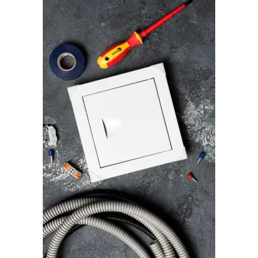 Люк ревизионный металл 150х150 Basic