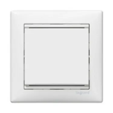 VALENA Рамка 1 пост горизонтальная белая