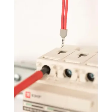 Наконечник штыревой втулочный изолированный НШвИ (2) 0.75-8 (50шт)