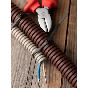 Хомут 3.6х180 черный нейлон (100шт)