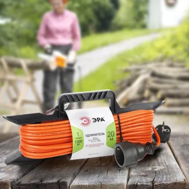 Удлинитель силовой UFx-1e-3x0.75-20m-IP44 на рамке c/з 1 гн 20м ПВС 3x0.75 UFx-1e-3x0.75-20m-IP44