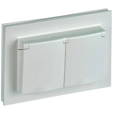 BRITE Розетка двойная с заземлением с защитными шторками и крышкой 16А в сборе IP44 РСбш12-3-44-БрЖ жемчуг