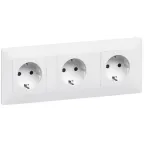Valena LIFE Розетка силовая 2К+З 16А 250В со шторками безвинтовые зажимы с лицевой панелью белая