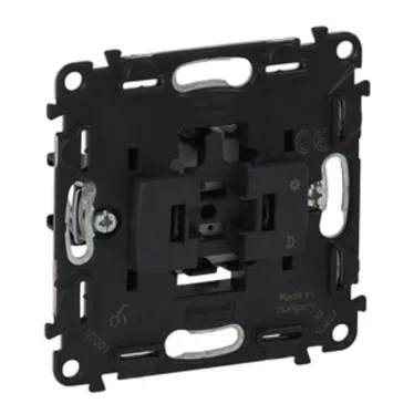 Valena IN MATIC Выключатель 10АХ 250В Безвинтовые зажимы