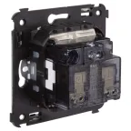 Avanti Розетка в стену, 2P+E, с защитными шторками, ''Белое облако''