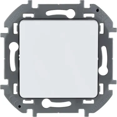 Переключатель одноклавишный INSPIRIA 10 AX 250 В~ белый