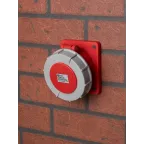 Розетка стационарная внутренняя угловая 4352 3Р+РЕ+N 63А 380В IP67 PROxima