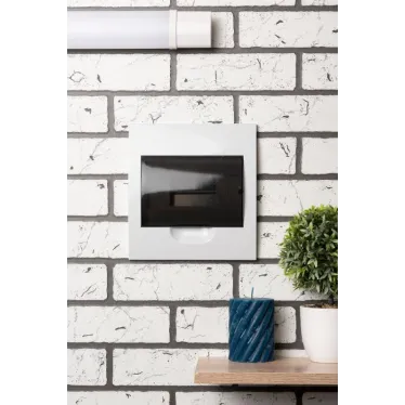 Щит распределительный встраиваемый ЩРв-П-8 IP40 пластиковый