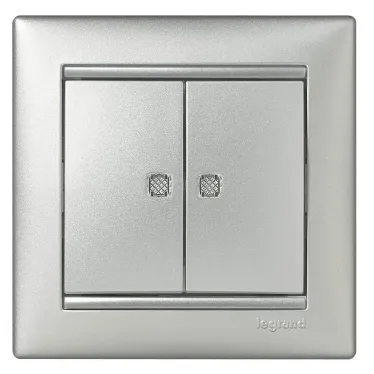 VALENA Рамка 1 пост горизонтальная алюминий