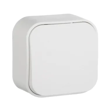 Quteo Переключатель одноклавишный наружный белый 10А