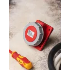 Розетка стационарная внутренняя угловая 4142 3Р+РЕ 16А 380В IP67 PROxima