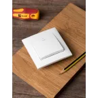 Валенсия кнопка звонка 10А белая