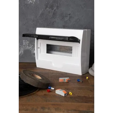 Щит распределительный навесной ЩРн-П-12 IP41 пластиковый