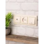 Рамка трехместная горизонтальная бежевый Минск