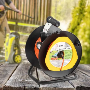 Удлинитель силовой RPx-1-2x0.75-20m на п. катушке б/з 1 гн 20м ПВС 2х0.75 RPx-1-2x0.75-20m