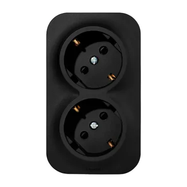 Розеточный блок двойной (розетка двойная) с заземлением -Legrand Quteo - с предварительным подключением со шторками IP20 16А 250В винтовые зажимы накладной монтаж - чёрный матовый