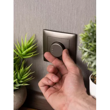 Валенсия лицевая панель светорегулятора 600W 220В графит