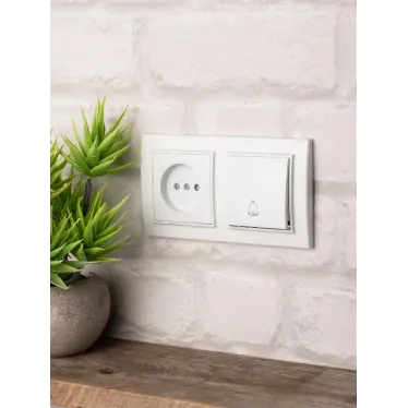 Рамка Минск 2-местная горизонтальная белая