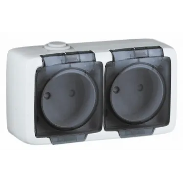 Alfa Розетка двухместная, с пылевлагозащитой, открытой установки, белый