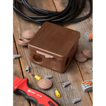 Коробка распаячная КМР-030-031 с крышкой (83х83х54) 7 мембранных вводов тёмное дерево IP54 PROxima