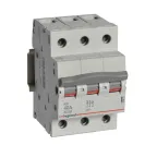 RX3 Выключатель-разъединитель 40А 3П