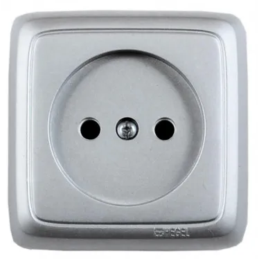 Розетка наружная со шторками с изоляционной пластиной серебро