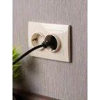 Валенсия розетка 2-местная с/з 16А кремовая с защ. штор. PROxima