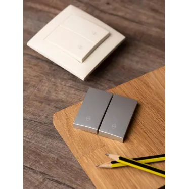 Валенсия лицевая панель выключателя 2-кл. проходного 10А сталь