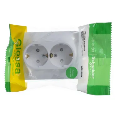 GLOSSA Розетка двойная с заземлением со шторками в сборе белая