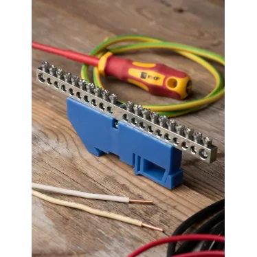 Шина нулевая N 63.20 (DIN изолятор) никель