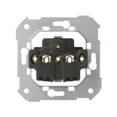 Розетка 2P+E Schuko, 16А 250В, винтовой зажим, S82,82N, 88, механизм