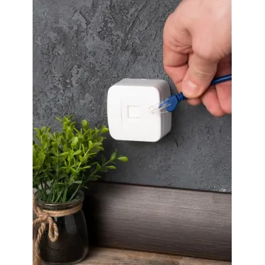 Розетка Минск Phone 1-местная ОП белая