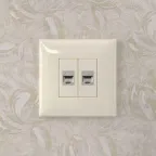 Avanti Компьютерная розетка RJ-45 без шторки в стену кат.5e двойная экранированная Ванильная дымка