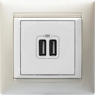 VALENA Рамка 1 пост белая/серебро