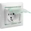VALENA Розетка с заземлением с крышкой со шторками белая