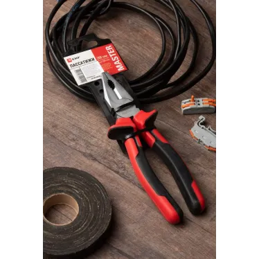 Пассатижи Master 200 мм Basic