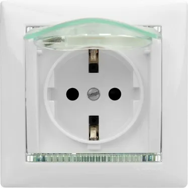 VALENA Розетка с заземлением с крышкой со шторками белая