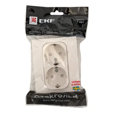 Стокгольм Розетка 2-местная с/з 16А белая с защ. штор.