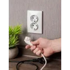 Валенсия розетка 2-местная с/з 16А белая с защ. штор.