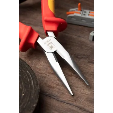 Длинногубцы Expert 160 мм 1000В