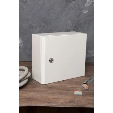 Щит распределительный навесной ЩРн-12з IP54 265х310х120 с замком