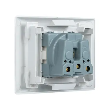 Розетка 45х45 (2 модуля), с заземлением, белая, пря мая