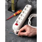 Колодка 6 гнездс заземлением с выключателем 16А Эксперт