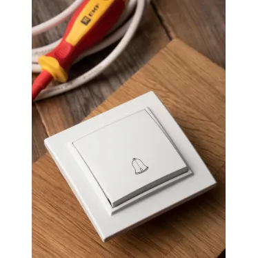 Кнопка звонка СП Минск 10А белый